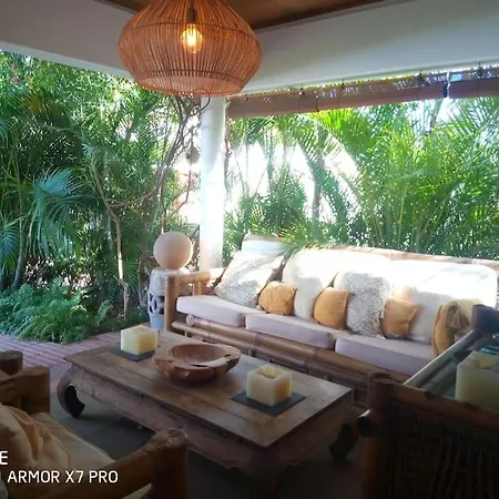 Tropical Con Piscina Y Aire Acondicionado Σπίτι διακοπών