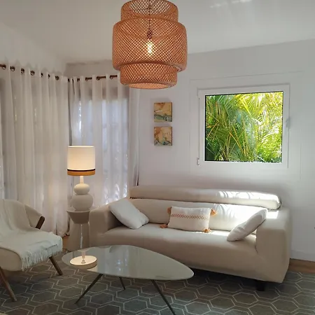 Tropical Con Piscina Y Aire Acondicionado Σπίτι διακοπών